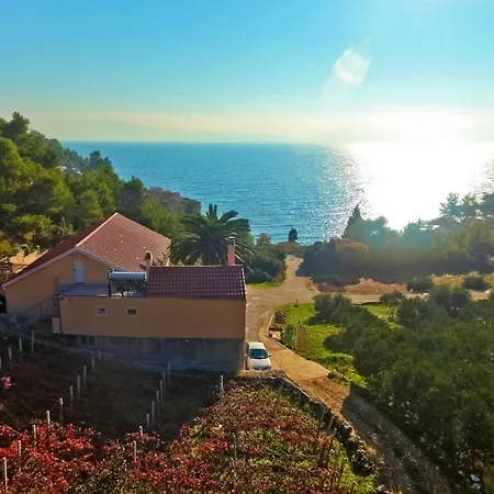 Tvrdni Dolac 4008c Apartment Gdinj