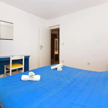 Apartment Tvrdni Dolac 4008c Gdinj