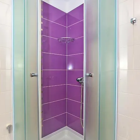 Tvrdni Dolac 4008c דירה